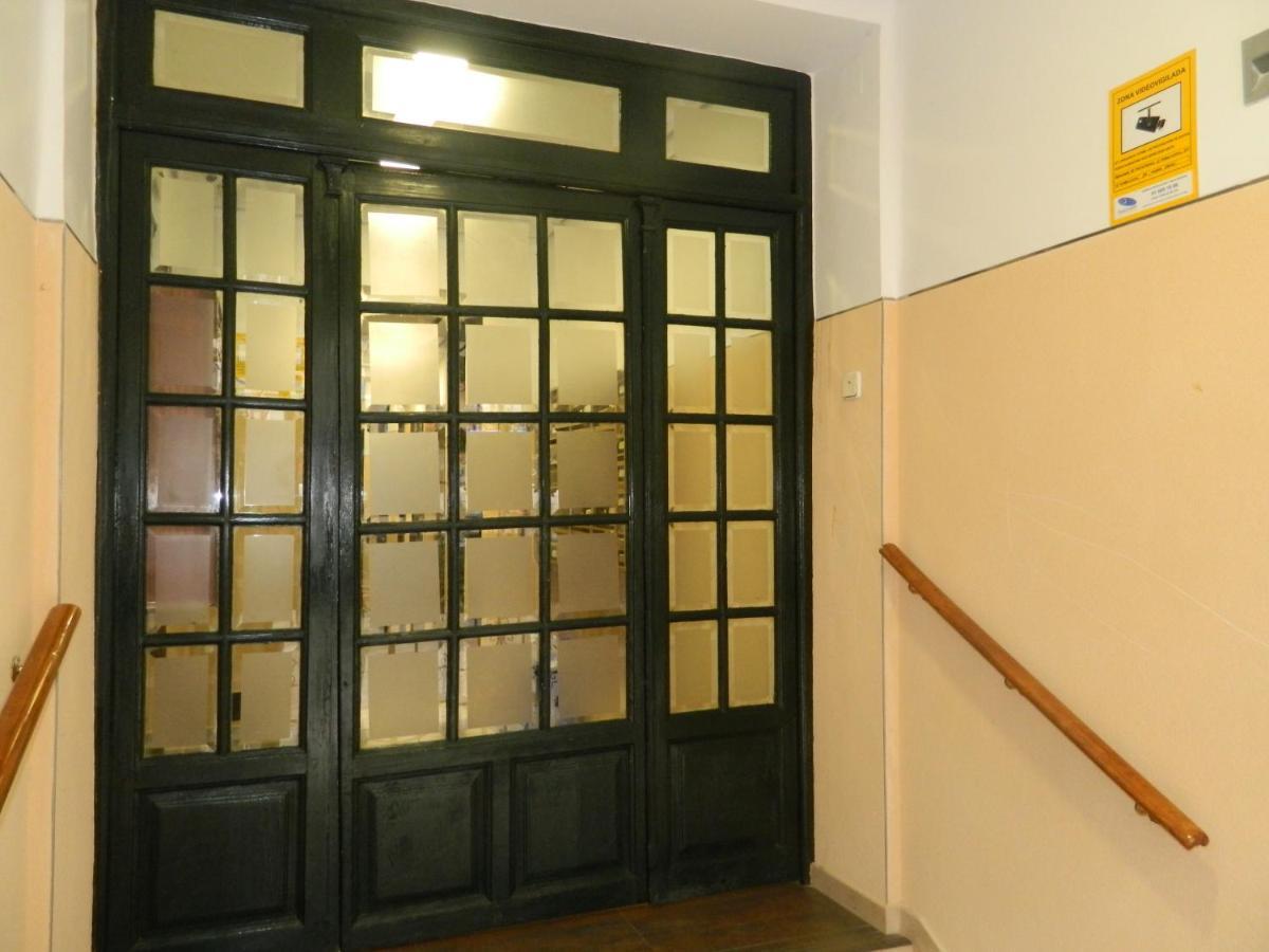 Centro / Ferrocarril 3 Daire Madrid Dış mekan fotoğraf